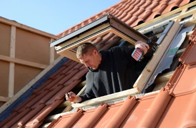 Pose de fenêtres de toit Velux à Lessac